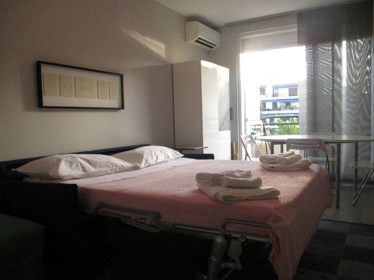 Cattleya - Rue Halevy * Nizza